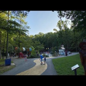 Meet your Posher, Abdul